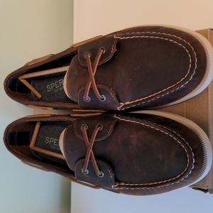 Sperry Top Sider brown leather upper. 2 eyelet.